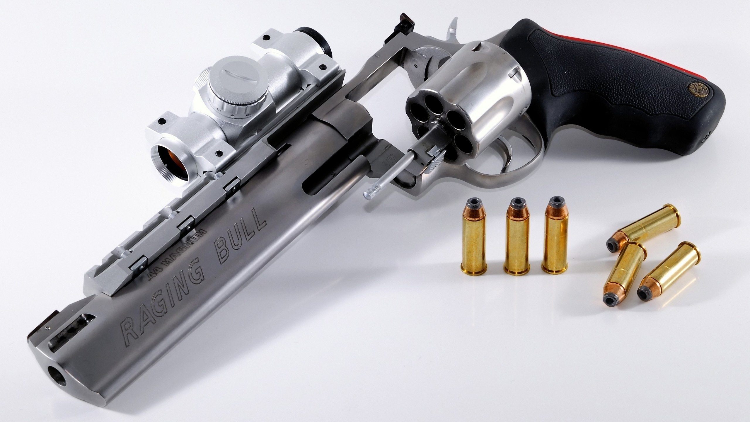 世俱杯赛程-字母哥带队打出十连胜,雄鹿重回东部榜首,字母哥和雄鹿签了多少年