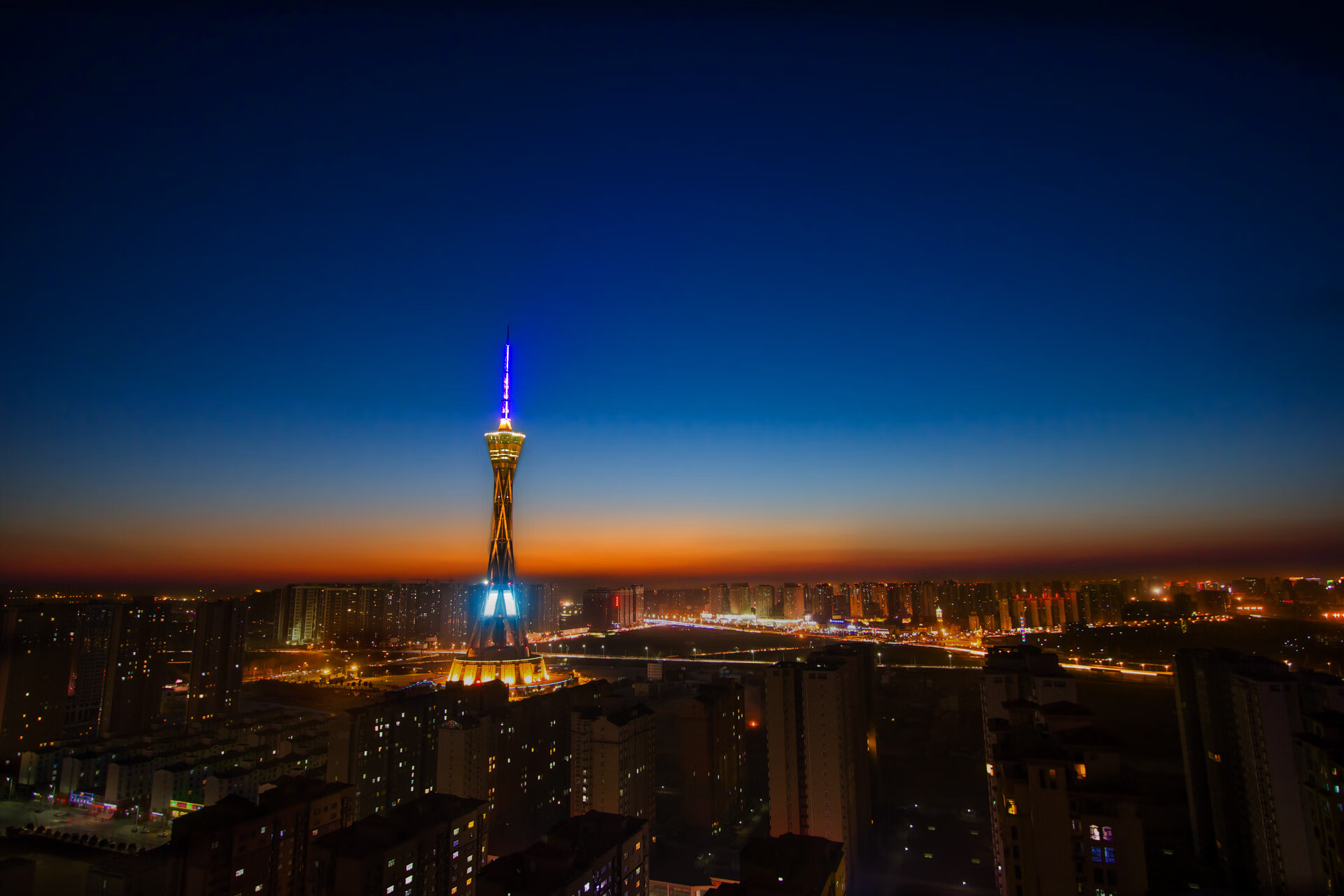 世界俱乐部杯在线观看-篮球训练营创新课程引导技术突破，篮球训练营创业计划书范文